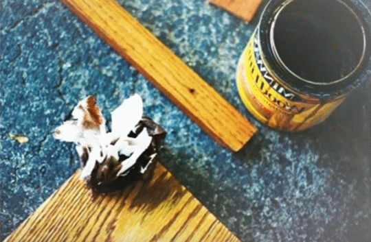 Як зробити полицю на стіну своїми руками: 3 простих варіанти для новачка