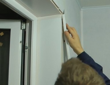 Покроковий ремонт лоджії: 2 варіанти чистової обробки для починаючого майстра