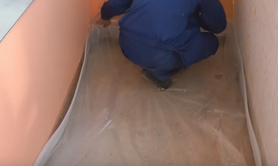 Як зробити підлогу на балконі — 3 найкращих варіанти і їх особливості