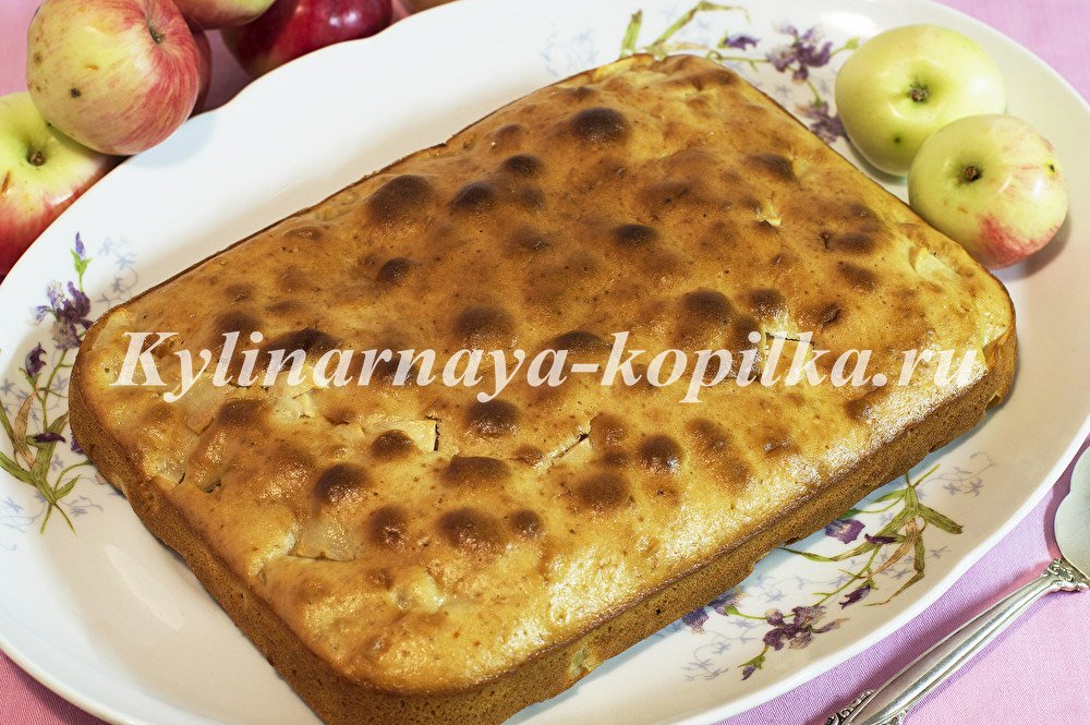 Шарлотка з яблуками: рецепт з фото покроково в духовці