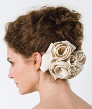 Зачіска на вечір — елегантність до кінчиків волосся