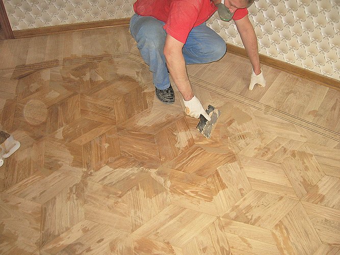 Ефективні способи закрити щілини в підлозі Ефективні способи закрити щілини в підлозі