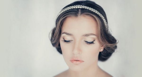 Зачіска на вечір — елегантність до кінчиків волосся