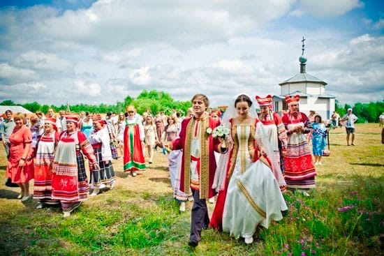 Російська весілля: історія звичаїв і сучасність