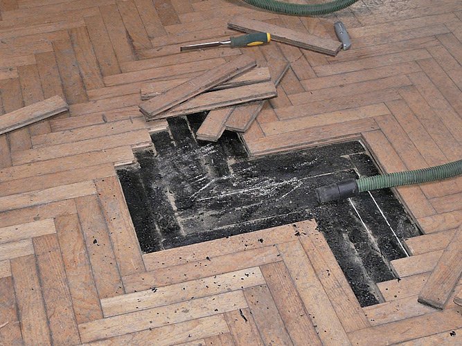 Ремонт паркету після затоплення водою