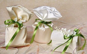 Приємні дрібниці, або Бонбоньєрка своїми руками