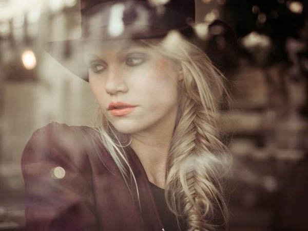 Зачіска на вечір — елегантність до кінчиків волосся