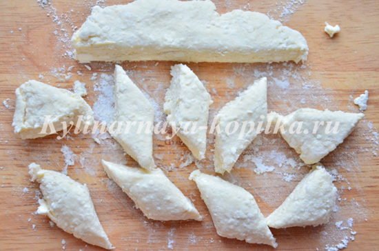 Ліниві вареники з сиру як у садочку: рецепт з фото покроково Ліниві вареники з сиру як у садочку: рецепт з фото покроково