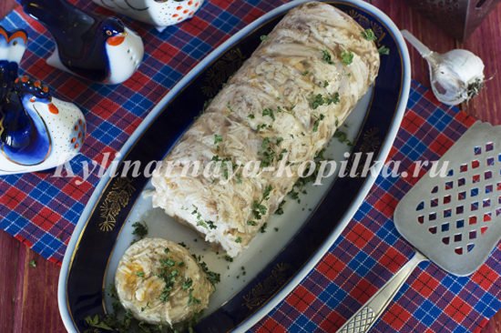 Курячий рулет в пляшці в домашніх умовах: рецепт з фото Курячий рулет в пляшці в домашніх умовах: рецепт з фото