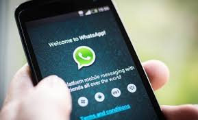WhatsApp скоро може отримати інтеграцію з Facebook, E2E шифрування