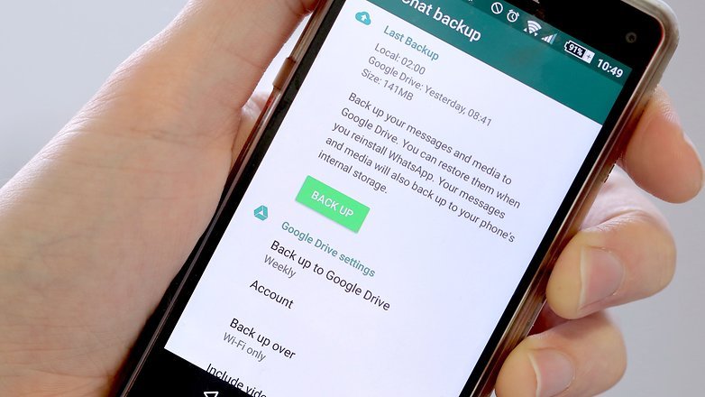 Поради та трюки WhatsApp. Як заглушити чат і змінити розмір шрифту