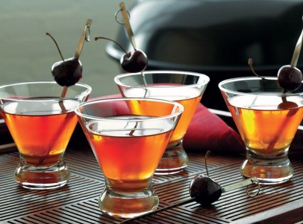 Аперитив і дижестив: що відноситься до цих алкогольних напоїв та як їх пють