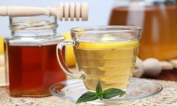 Брага з меду для самогону: класичний рецепт із застосуванням дріжджів, пропорції приготування в домашніх умовах Брага з меду для самогону: класичний рецепт із застосуванням дріжджів, пропорції приготування в домашніх умовах