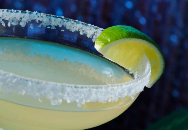 Як пити текілу: як і з чим правильно вживати міцний алкогольний напій в домашніх умовах Як пити текілу: як і з чим правильно вживати міцний алкогольний напій в домашніх умовах