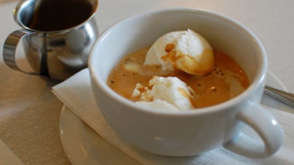 Кава з коньяком: рецепти приготування, як правильно пити гарячий напій, дія на організм   користь і шкода