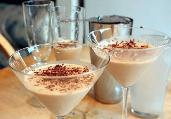 Коньяк  Метакса (Metaxa): що це таке, які існують види й як правильно пити грецький напій, у складі якого присутні бренді і вино