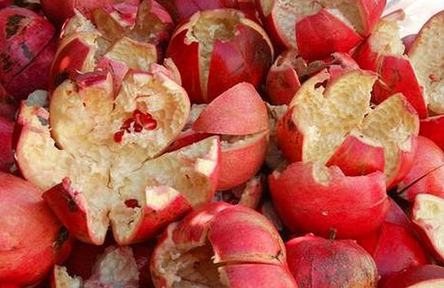 Настоянка з граната на самогоні: рецепти приготування в домашніх умовах корисного і смачного алкогольного напою на дистилляте, спирту та горілки