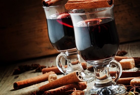 Рецепти алкогольного збитню: традиційні способи приготування напою в домашніх умовах