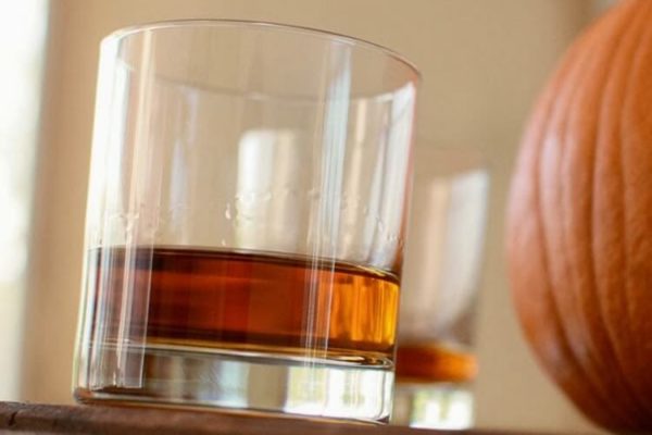 Самогон з гарбуза: перевірений рецепт гарбузового браги і секрети отримання чистого дистиляту Самогон з гарбуза: перевірений рецепт гарбузового браги і секрети отримання чистого дистиляту