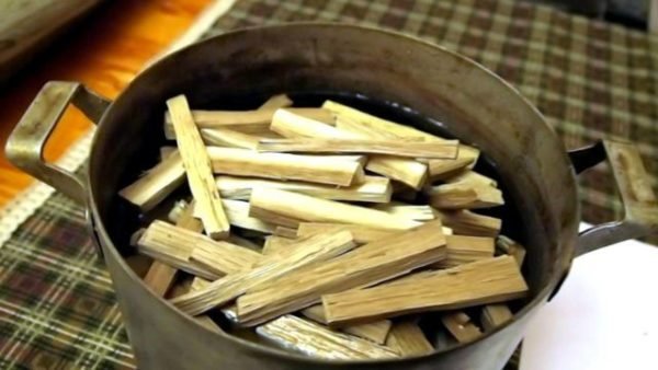 Самогон на дубовій трісці (чіпси): найкращі рецепти приготування настоянки в домашніх умовах