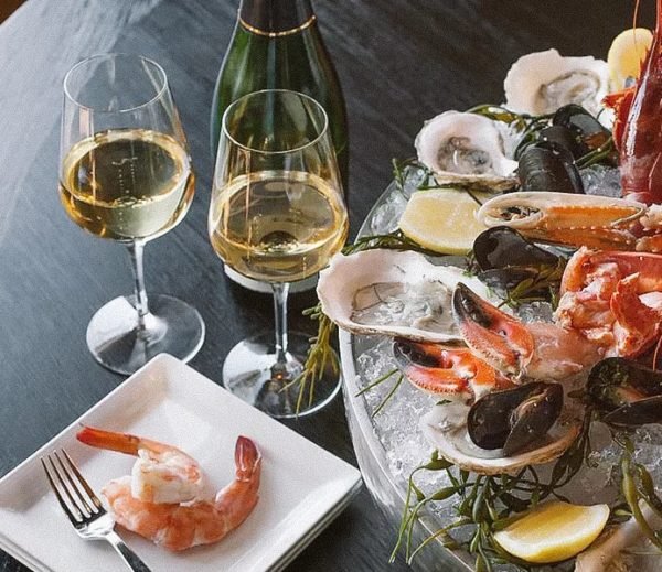 Вино Совіньон Блан (Sauvignon Blanc): особливості і відмінності напоїв з Нової Зеландії, Австралії, Франції та інших країн, ціна, правила вживання