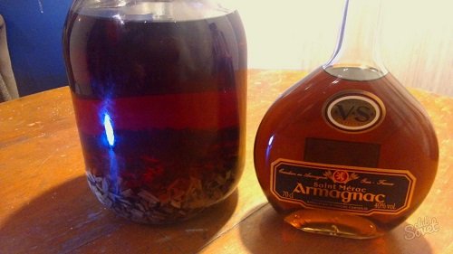 Віскі з самогону в домашніх умовах: найкращі рецепти з точними пропорціями дубової тріски