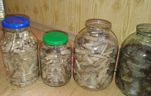 Віскі з самогону в домашніх умовах: найкращі рецепти з точними пропорціями дубової тріски