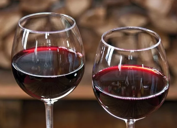 Пастеризація вина: як запобігти хворобам винних напоїв у домашніх умовах, правильна температура, відео процесу актинизации