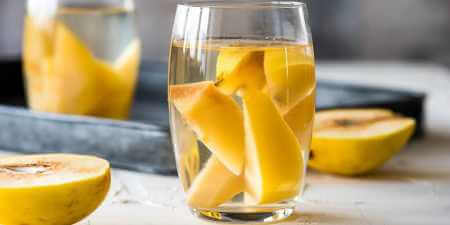 Айва (квитовое яблуко) корисні властивості. Користь і шкода айви для організму жінок і чоловіків