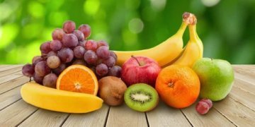 Калорійність свіжих фруктів, таблиця калорійності на 100 грам