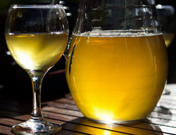 Вино з агрусу в домашніх умовах простий рецепт: найкращі способи приготування   класичний, зеленої, червоної, чорної ягоди