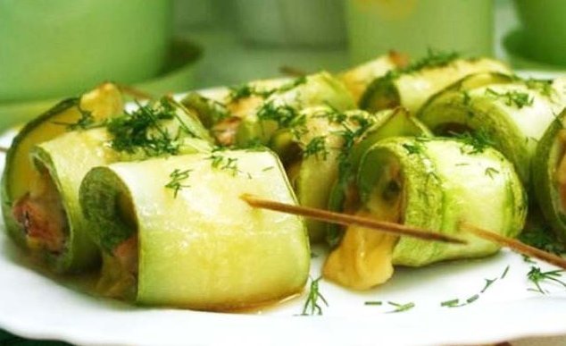 Рулетики з кабачків з начинкою — 6 покрокових рецептів смачної закуски