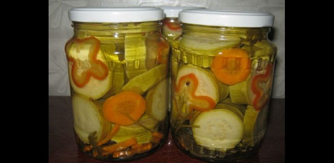 Мариновані кабачки на зиму — 6 кращих рецептів приготування закуски на зиму