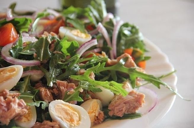 Салат Айсберг — 6 рецептів приготування святкової закуски з листям салату