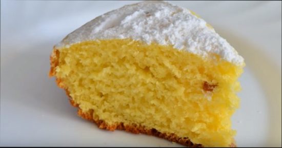 Манник на кефірі — найсмачніші рецепти класичного лепешняку з кефіром