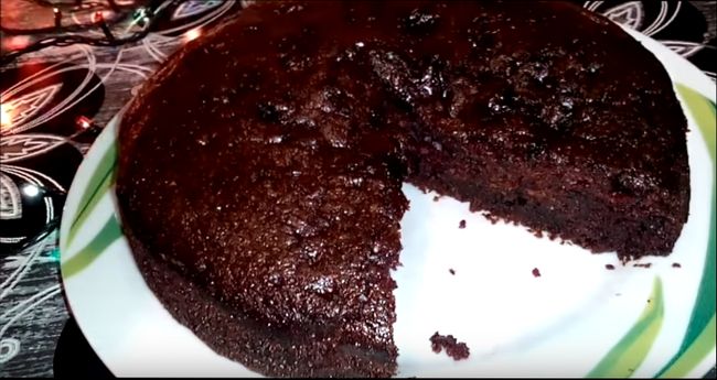 Манник на кефірі — найсмачніші рецепти класичного лепешняку з кефіром