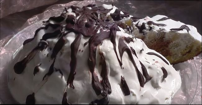 Торт на 8 березня — домашні рецепти смачних, святкових солодощів