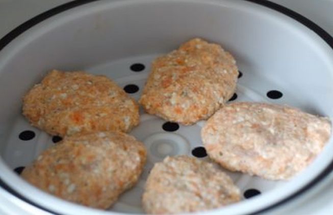 Рибні, дієтичні котлети — рецепти на пару в домашніх умовах Рибні, дієтичні котлети — рецепти на пару в домашніх умовах