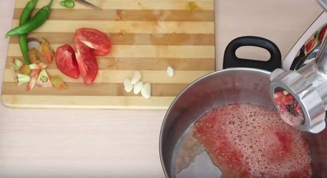 Лечо з огірків — 5 рецептів заготовки на зиму з неймовірним смаком