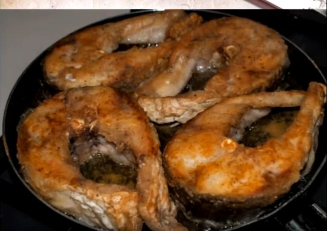 Смачна смажена риба — прості рецепти, як посмажити рибу на сковороді Смачна смажена риба — прості рецепти, як посмажити рибу на сковороді