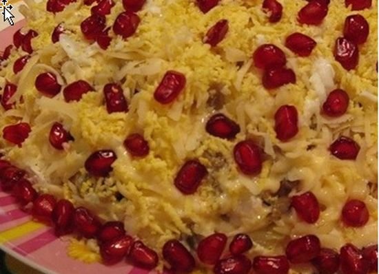 Салат з куркою і сиром. Домашні рецепти, як смачно приготувати салати з курки і сиру Салат з куркою і сиром. Домашні рецепти, як смачно приготувати салати з курки і сиру