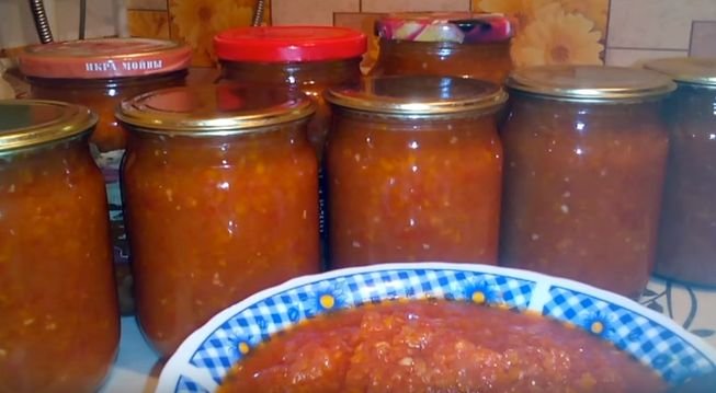 Аджика з кабачка — готуємо на зиму по самим смачним рецептами