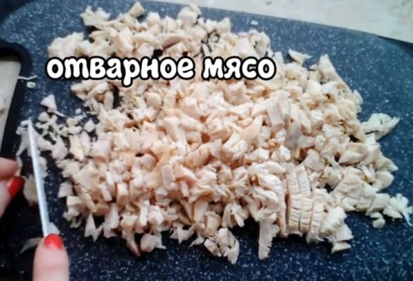 Новорічні салати без майонезу — найсмачніші