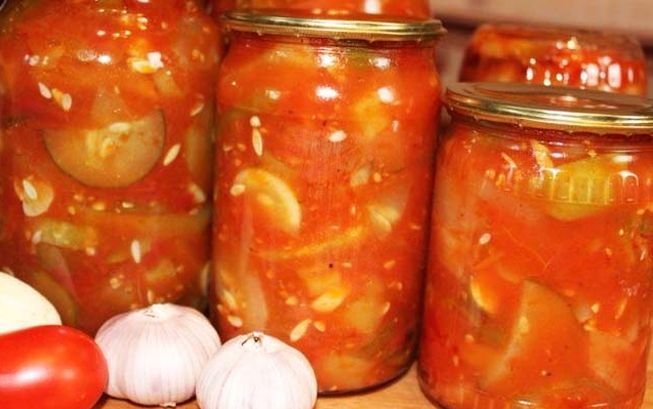 Лечо з огірків — 5 рецептів заготовки на зиму з неймовірним смаком