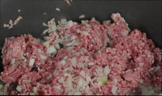 Біляші з мясом. Домашні рецепти соковитих біляшів пожаренных в олії на сковороді