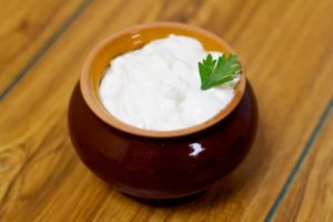 Сметана: як і з чого її роблять