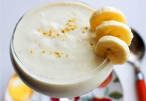 Маска: банан і крем для особи