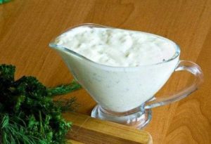 Як приготувати майонез зі сметани