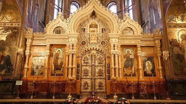 Які змови читати, щоб чоловік зробив пропозицію