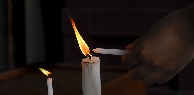 Виконання магічних замовлянь на молодий місяць — кращі ритуали